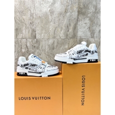 Louis Vuitton Sneakers